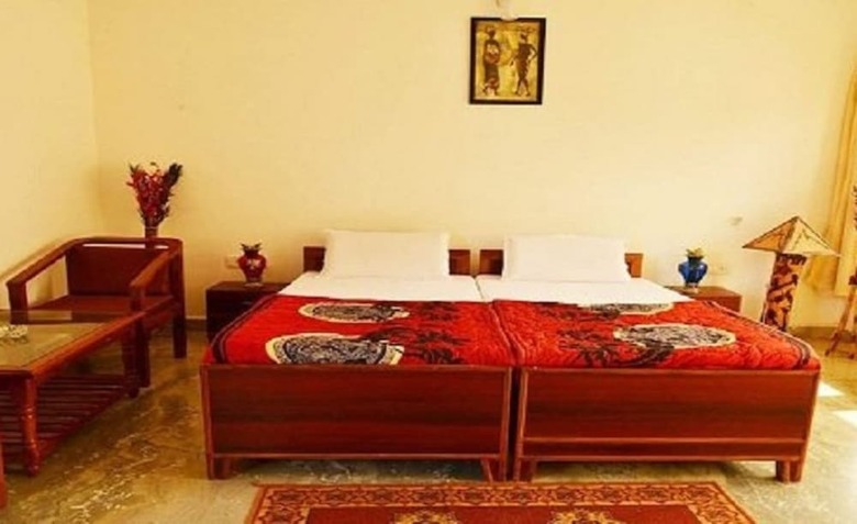 Hotel Sun Resort Bandhavgarh