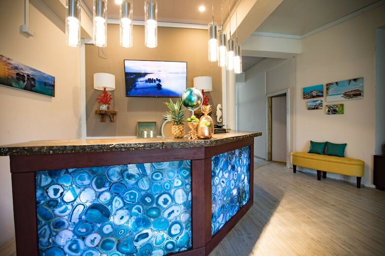 Hotel Azul Paradise Bocas Town