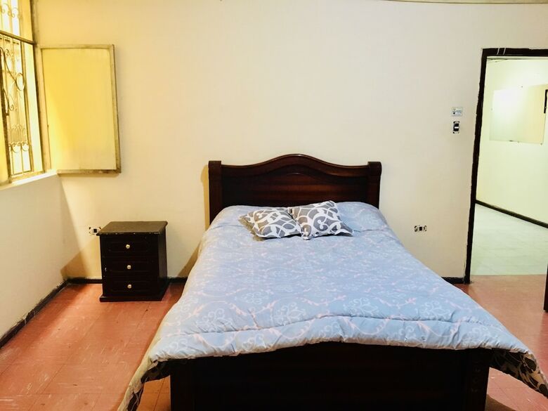 Hostal Hospedaje Miami