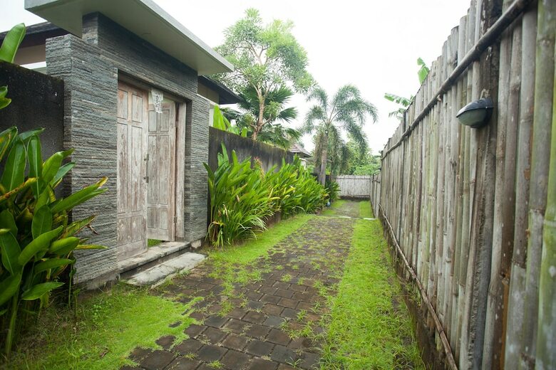 Kusuma Villa