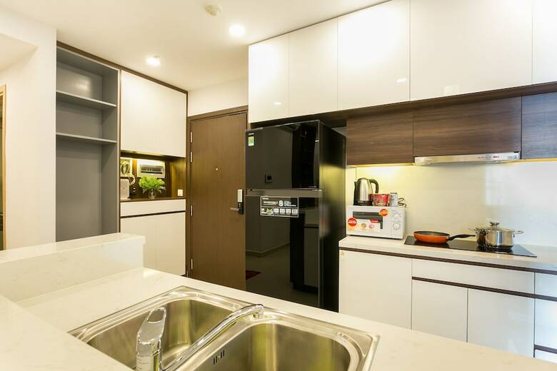 Rivergate Apartment