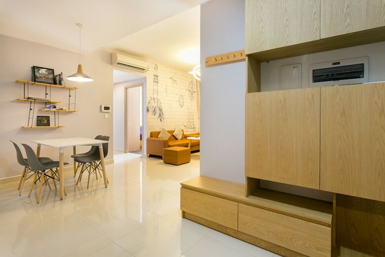 Rivergate Apartment