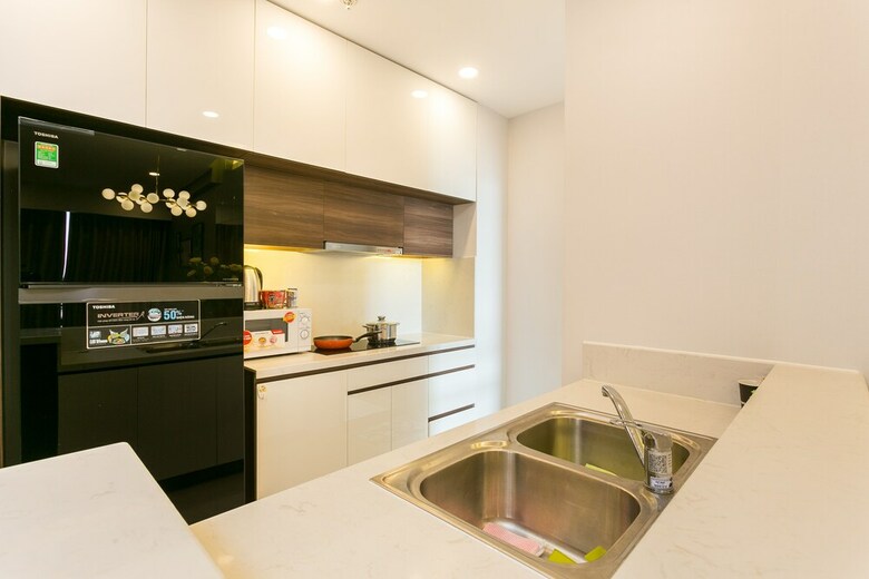 Rivergate Apartment