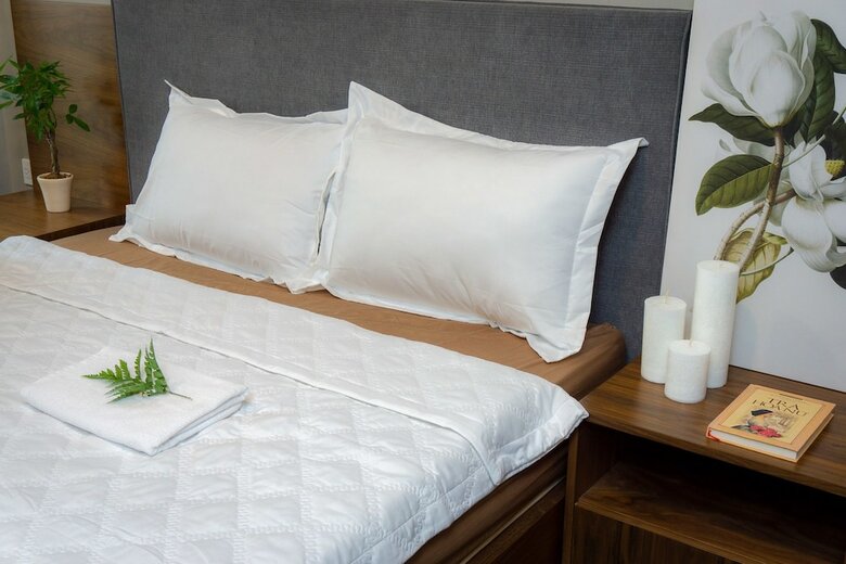 Rivergate Apartment