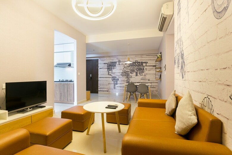 Rivergate Apartment