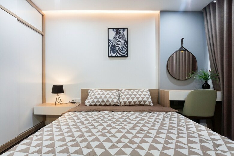 Rivergate Apartment