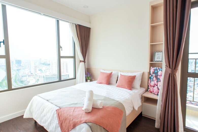 Rivergate Apartment