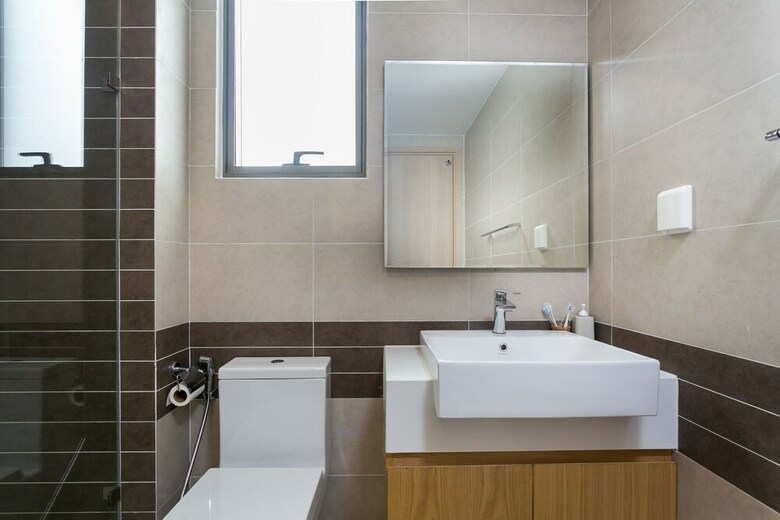 Rivergate Apartment