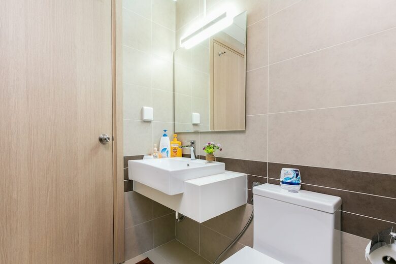 Rivergate Apartment