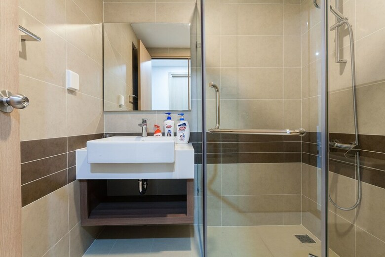 Rivergate Apartment