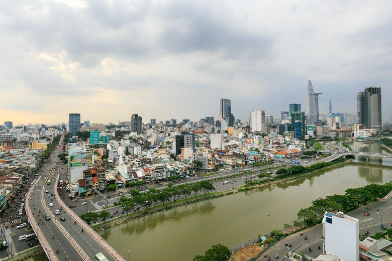 Rivergate Apartment