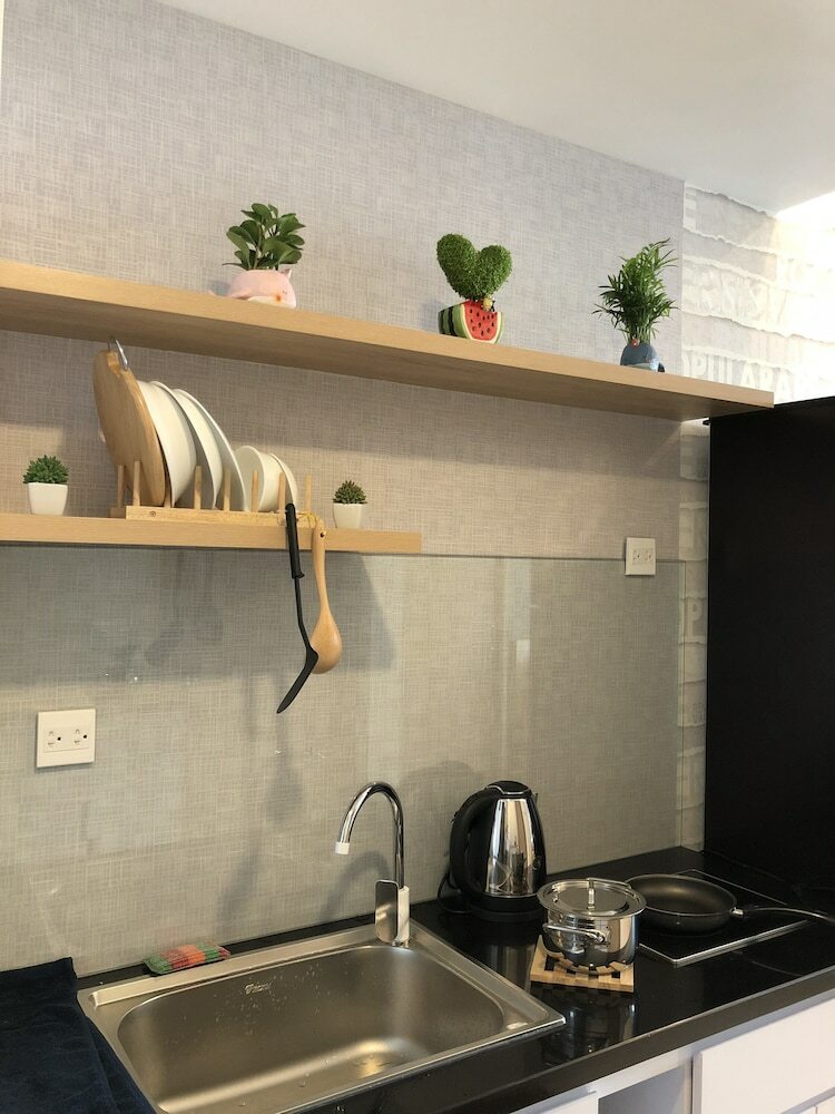 Rivergate Apartment