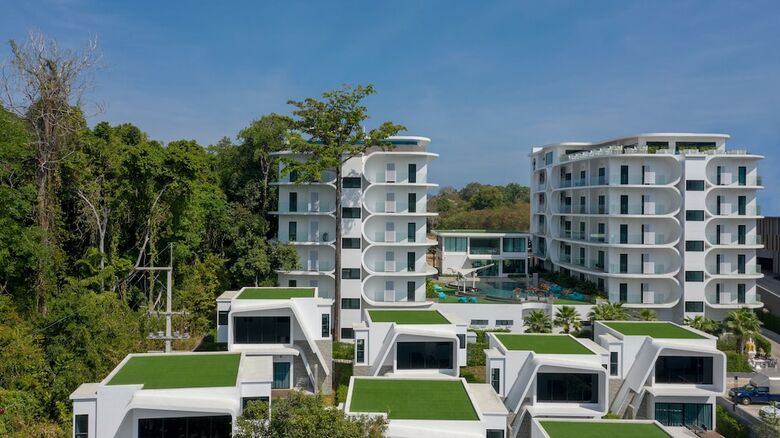 Villa Utopia Naiharn