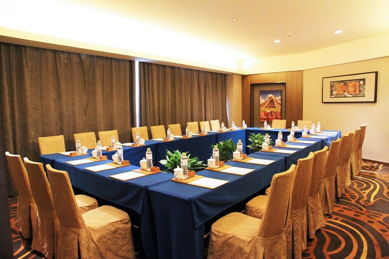 Maya Gleetour Hotel Wuhan