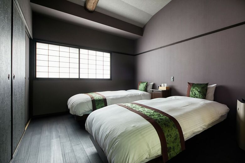 Yadoru Kyoto Hanare Eigetsu