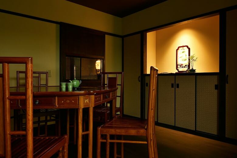 Yadoru Kyoto Hanare Eigetsu