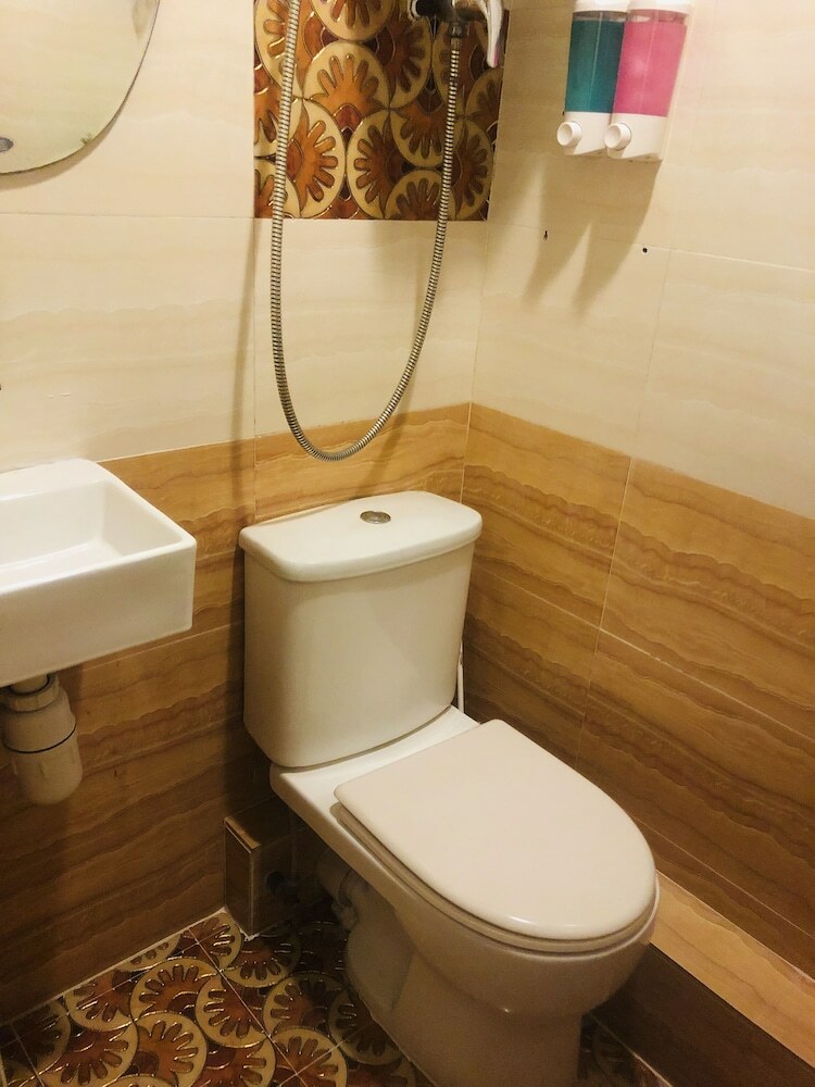 Hostal Hoi To Hostel