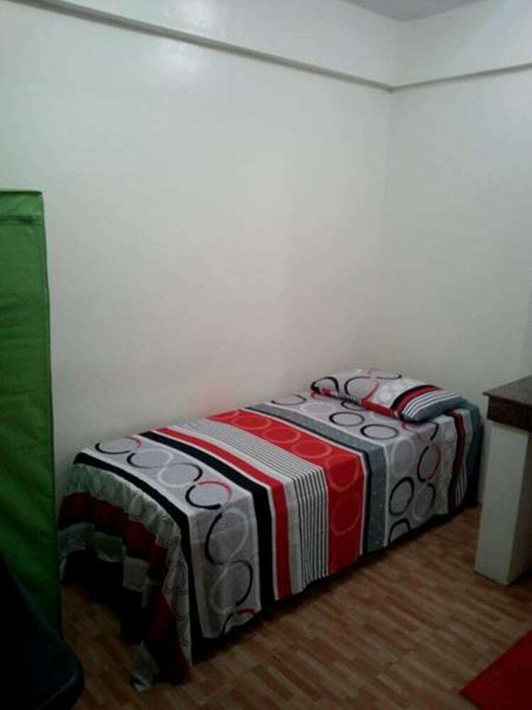 Hotel Budget Studio Unit In Makati