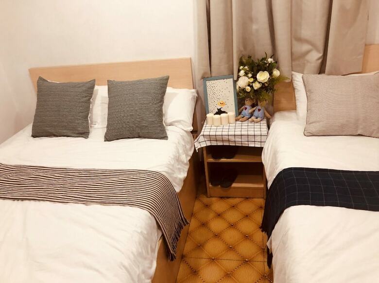 Hotel Tong Luo Wan Hostel