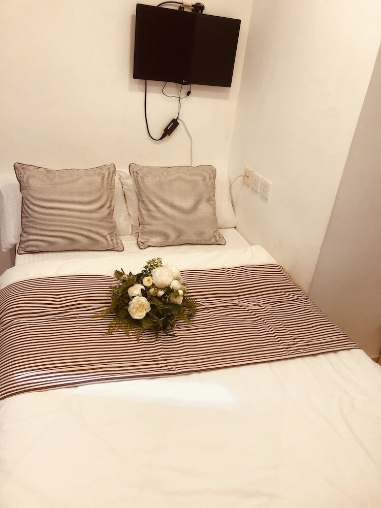 Hotel Tong Luo Wan Hostel