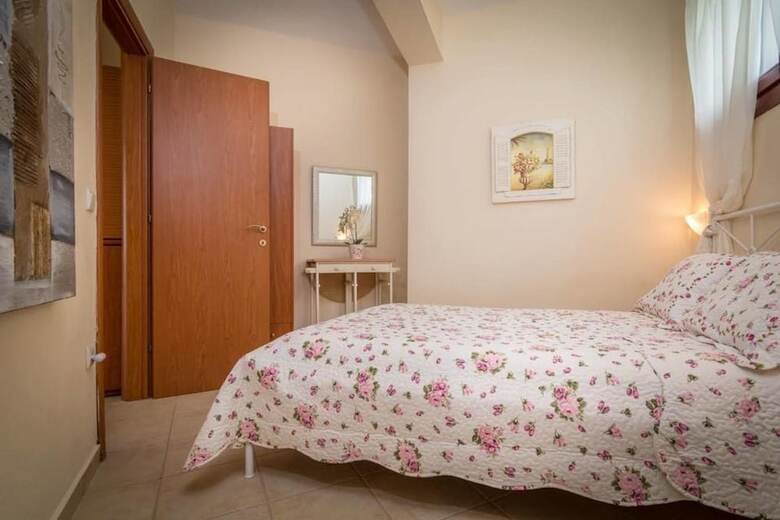 Apartamentos Xenonas Liogerma