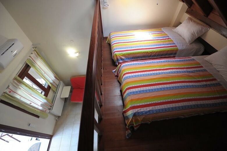 Apartamentos Xenonas Liogerma