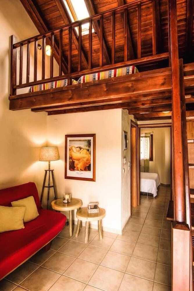 Apartamentos Xenonas Liogerma