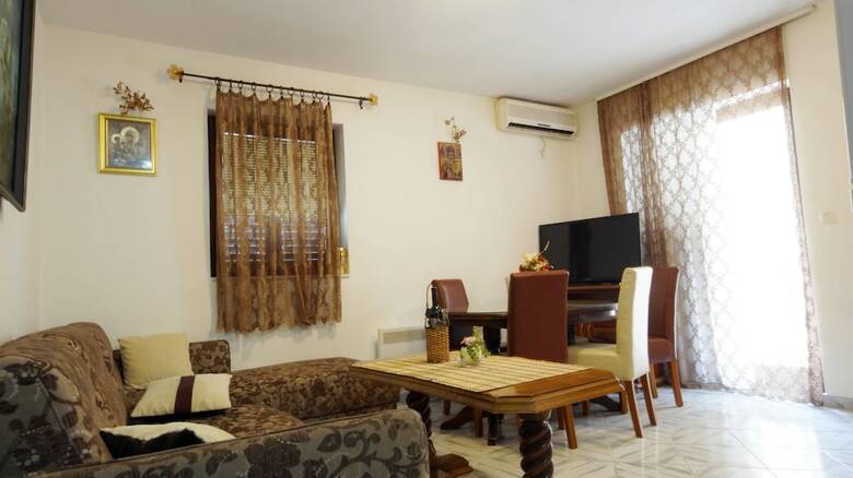 Apartments Glomazic