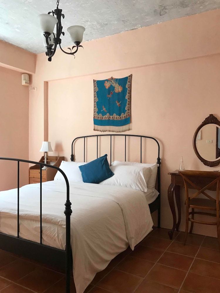 Hotel Delise House