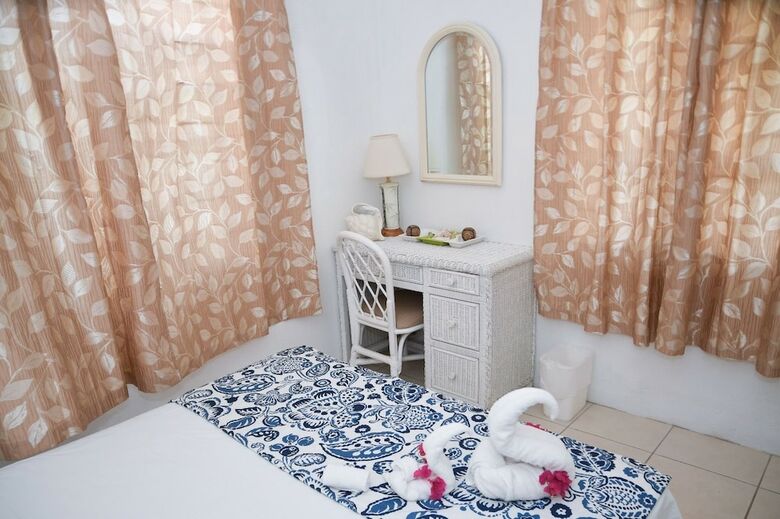 Chadville Beach Apartment