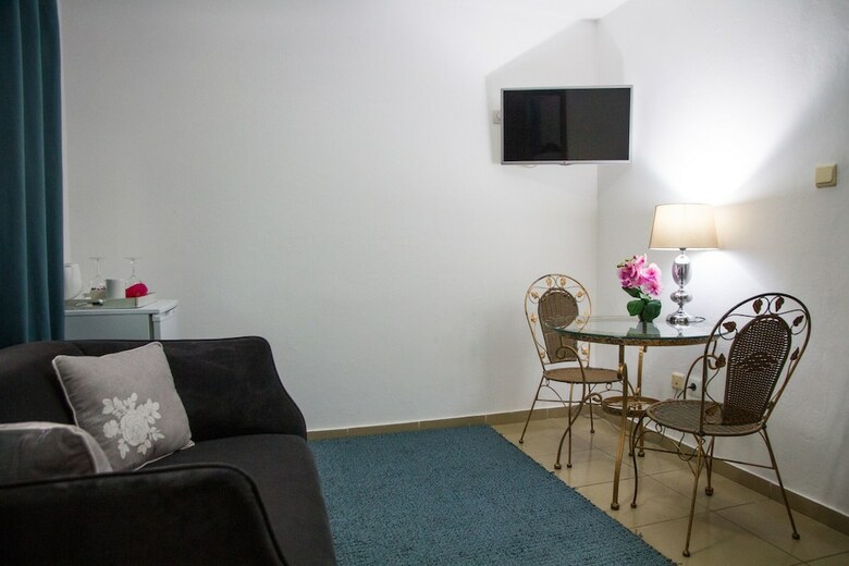 Hotel Residencial Luxan
