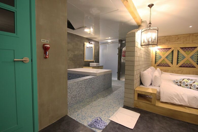 Hotel Yaja Dongrae
