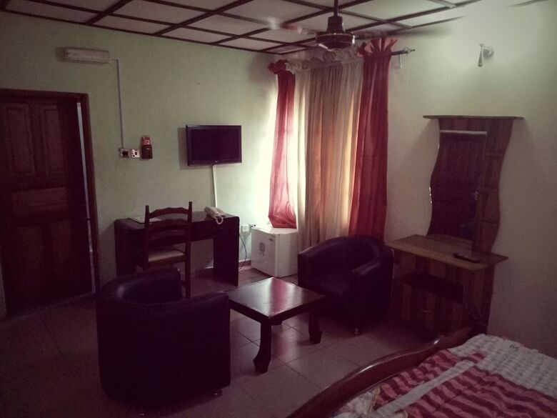 Hotel Bv.standard Executive Suite