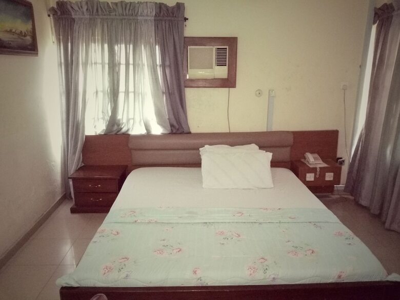 Hotel Bv.standard Executive Suite