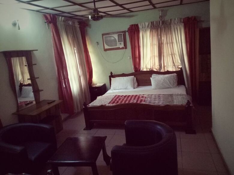 Hotel Bv.standard Executive Suite