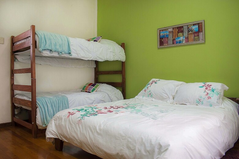 Hostal Green Hostel