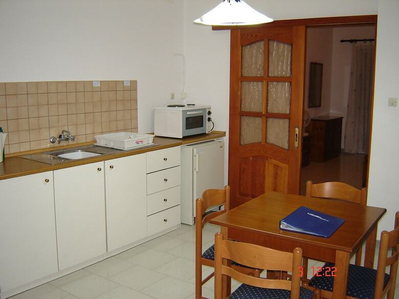 Calypso Apartments