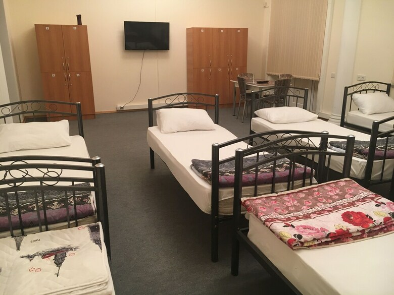 Hostal Badamdar Hotel