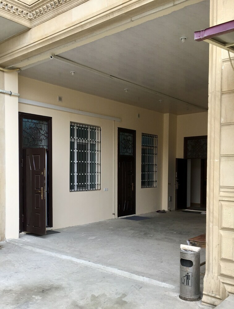 Hostal Badamdar Hotel