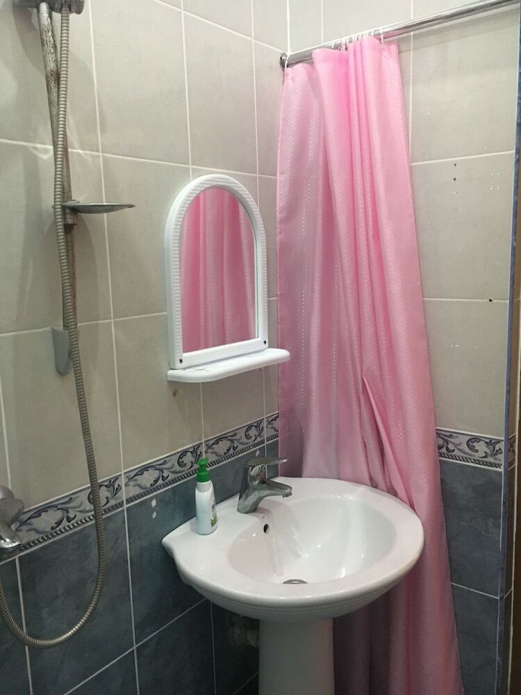 Hostal Badamdar Hotel