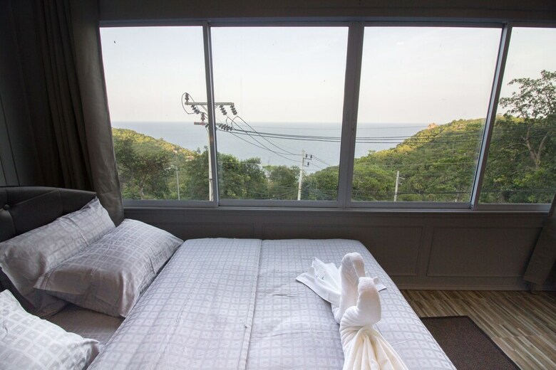 Hotel At Tanote