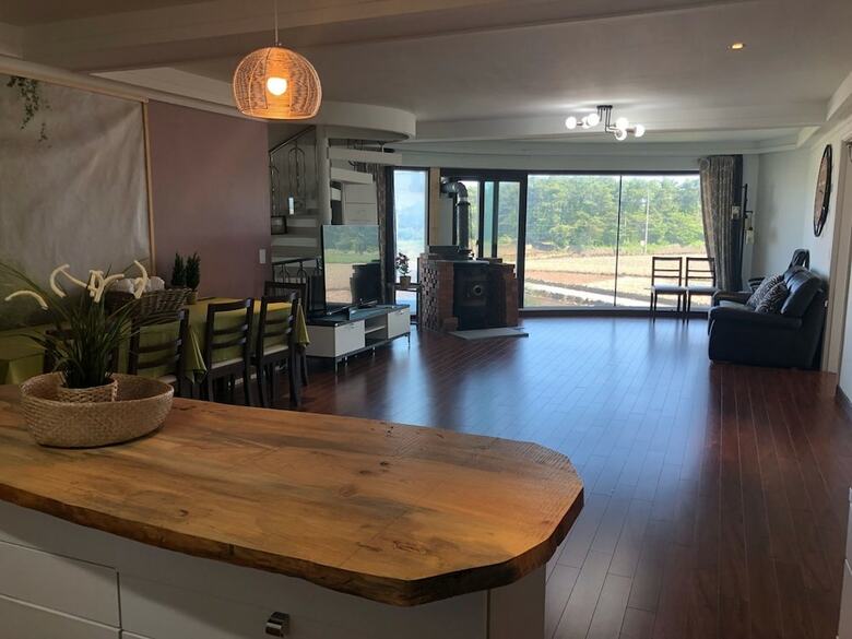Pension Lounge House Jejuda