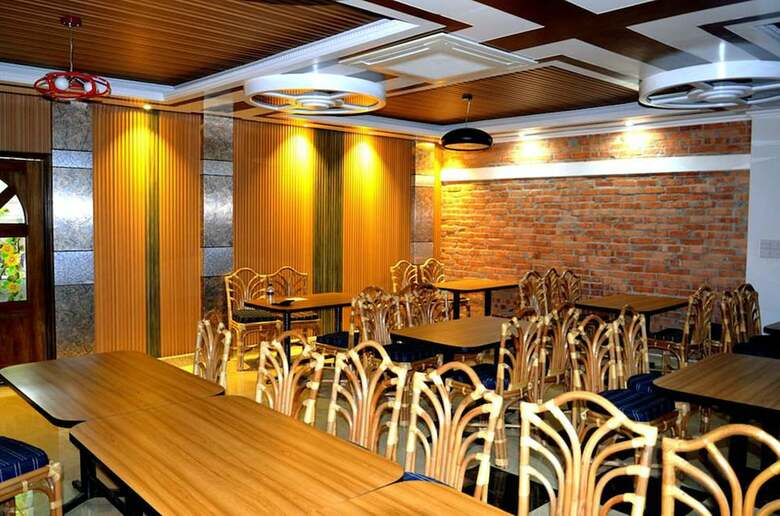 Hotel Shaira Garden Resorts