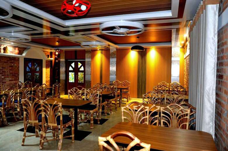 Hotel Shaira Garden Resorts