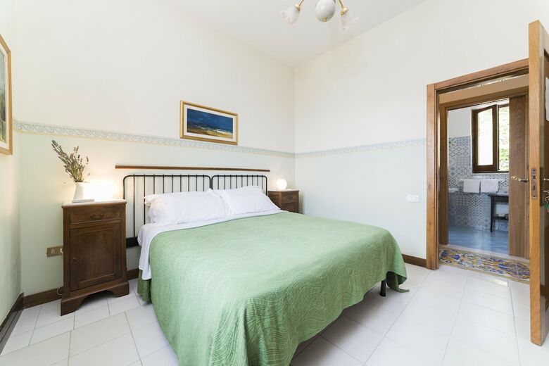 Albachiara Casa Di Campagna B&B