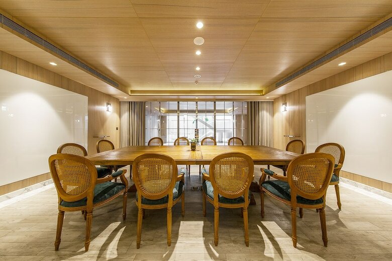 Inhouse Hotel Grand