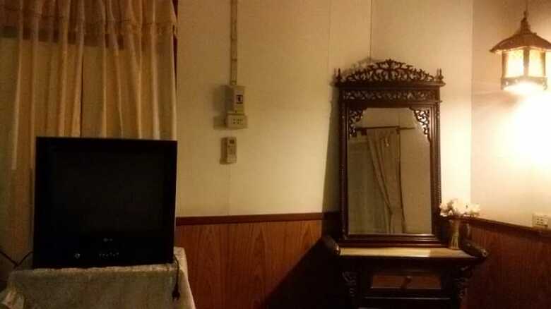 Hotel Banrimkhong