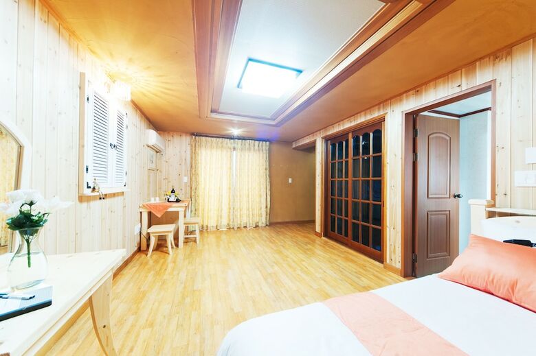 Hotel Nakwon Beach House
