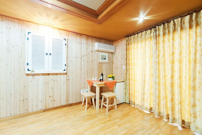 Hotel Nakwon Beach House