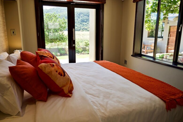 Hotel Normarie's Guesthouse